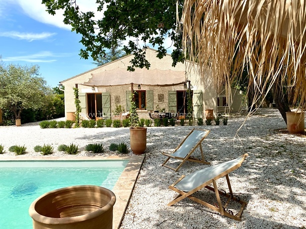 Location Luberon, villa avec piscine à Oppède pour 8 personnes